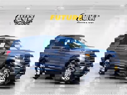 Certified 2022 Ford Explorer XLT w/ Equipment Group 202A
