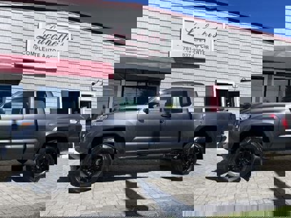 Used 2022 Toyota Tacoma SR