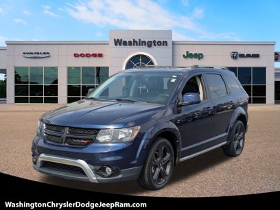 Used 2019 Dodge Journey Crossroad w/ Nav & Sun Group