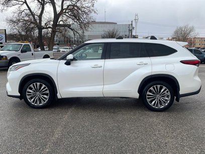 Used 2021 Toyota Highlander Platinum