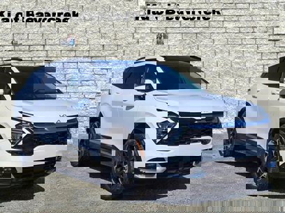 New 2025 Kia Sportage SX