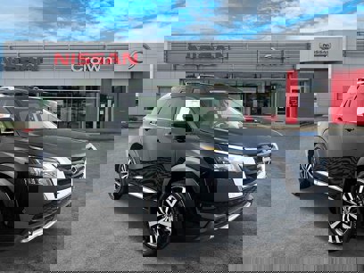 New 2025 Nissan Pathfinder Platinum w/ Cargo Package