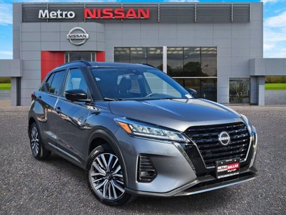 Used 2023 Nissan Kicks SR
