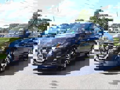Used 2022 Nissan Altima 2.5 SV
