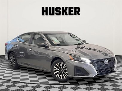 Used 2024 Nissan Altima 2.5 SV
