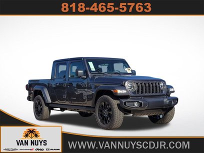 New 2025 Jeep Gladiator Sport