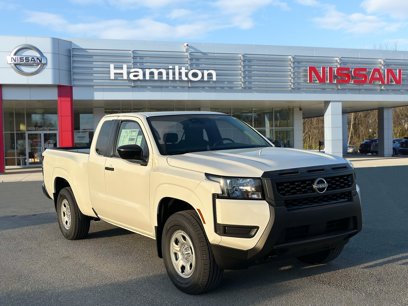 New 2025 Nissan Frontier S