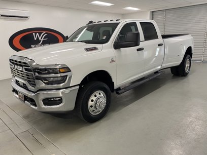 New 2025 RAM 3500 Tradesman w/ Chrome Appearance Group