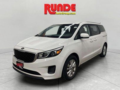 Used 2016 Kia Sedona LX w/ LX Convenience Package