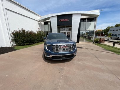 New 2026 GMC Acadia Denali w/ Super Cruise Package