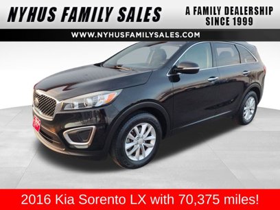 Used 2016 Kia Sorento LX w/ LX Convenience Package