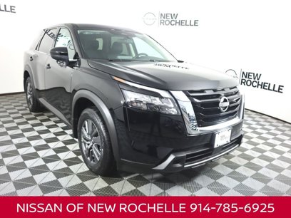 New 2025 Nissan Pathfinder S