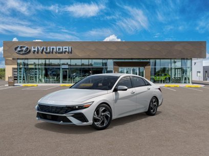 New 2025 Hyundai Elantra SEL