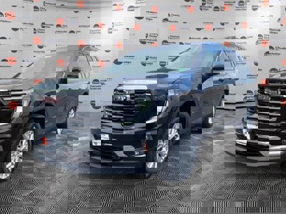 New 2025 GMC Acadia Elevation w/ Elevation Premium Package