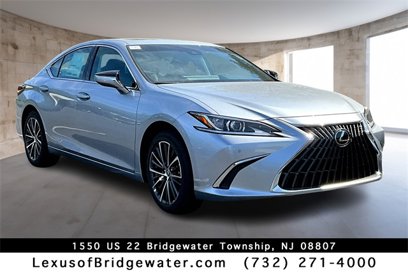 New 2025 Lexus ES 300h w/ Premium Package