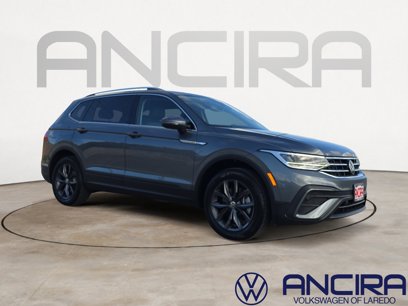Used 2023 Volkswagen Tiguan SE w/ Panoramic Sunroof Package