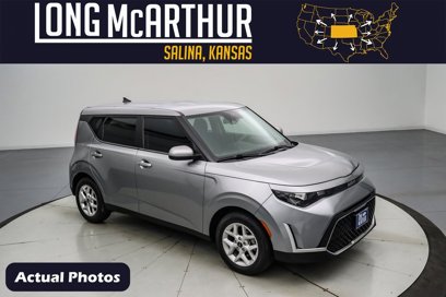 Used 2023 Kia Soul LX w/ Option Group 015