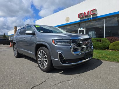 Used 2021 GMC Acadia Denali w/ Denali Ultimate Package