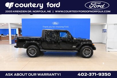 Used 2021 Jeep Gladiator Overland w/ Popular Equipment Package