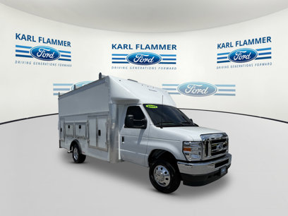 Certified 2025 Ford E-450 and Econoline 450 Super Duty w/ Power Equipment Group