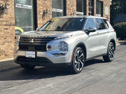 Used 2022 Mitsubishi Outlander ES