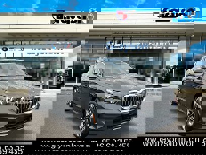 New 2025 BMW 530i xDrive w/ Premium Package