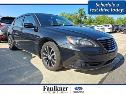 Used 2013 Chrysler 200 Touring w/ S Exterior Appearance Pkg