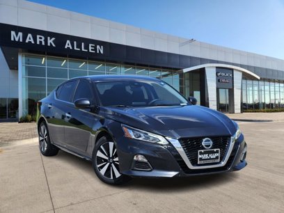 Used 2021 Nissan Altima 2.5 SV
