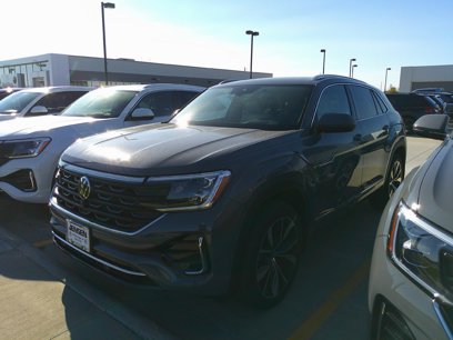 New 2024 Volkswagen Atlas Cross Sport SEL Premium R-Line