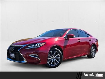 Used 2018 Lexus ES 300h w/ Luxury Package
