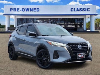Used 2022 Nissan Kicks SR