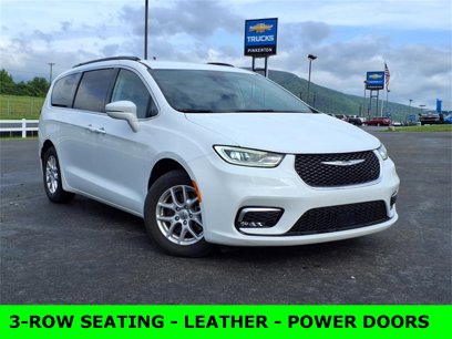 Used 2022 Chrysler Pacifica Touring-L