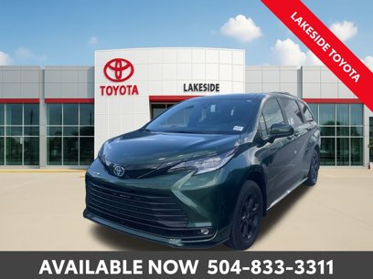 New 2025 Toyota Sienna XLE Woodland Edition