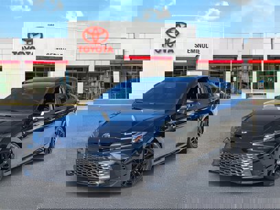 Used 2025 Toyota Camry SE