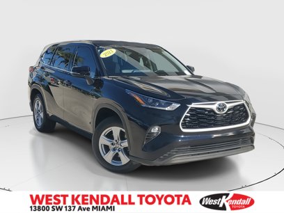 Used 2021 Toyota Highlander LE