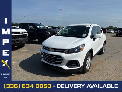 Used 2022 Chevrolet Trax LS w/ Tint and Cruise Package