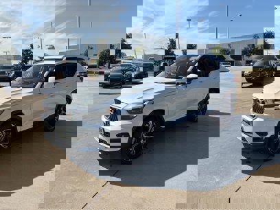 Certified 2022 Volvo XC40 T5 Inscription w/ Advanced Package