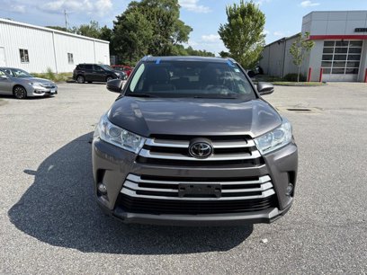 Used 2019 Toyota Highlander XLE