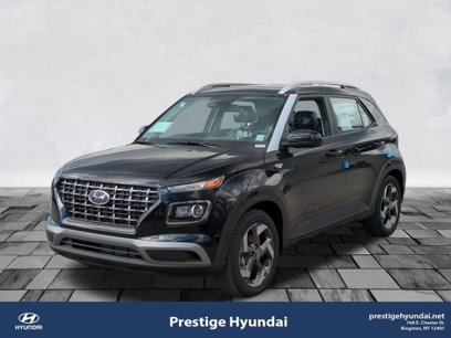 New 2025 Hyundai Venue SEL