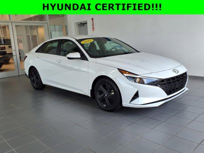 Certified 2022 Hyundai Elantra SEL w/ Cargo Package
