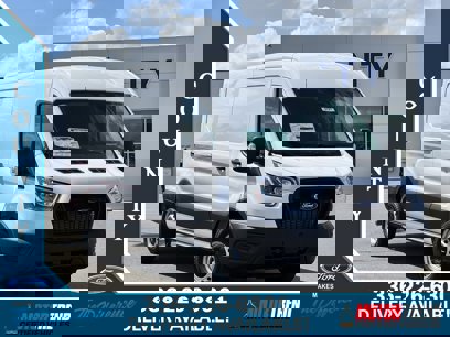 New 2025 Ford Transit 250 148 Medium Roof w/ Load Area Protection Package