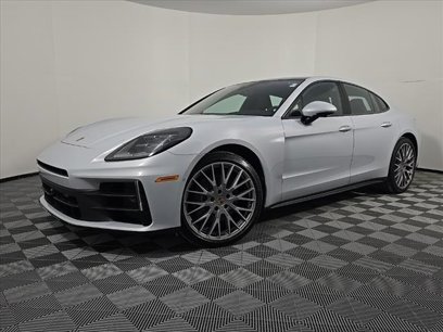 New 2025 Porsche Panamera 4