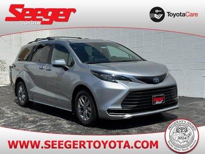 New 2025 Toyota Sienna LE