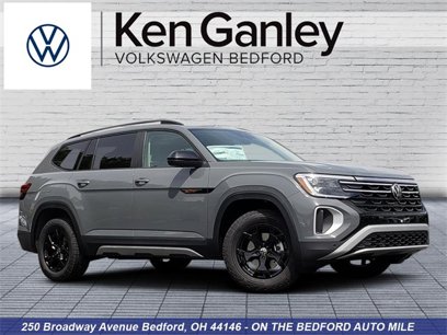 New 2025 Volkswagen Atlas Peak Edition SE