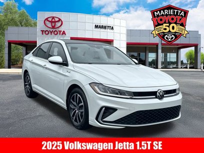 Used 2025 Volkswagen Jetta SE w/ Sunroof Package