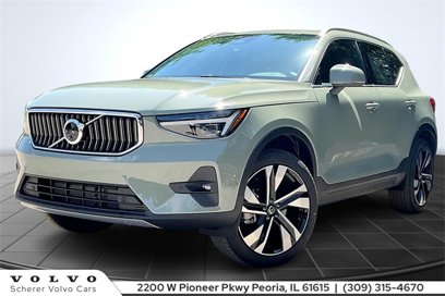 New 2025 Volvo XC40 B5 Plus w/ Protection Package Premier