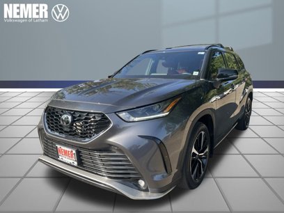 Used 2022 Toyota Highlander XSE
