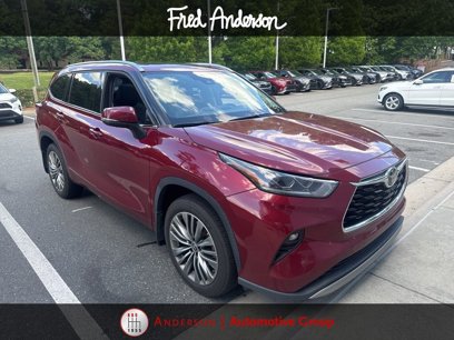 Used 2021 Toyota Highlander Platinum
