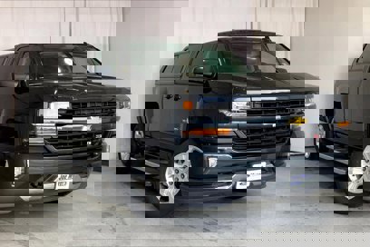 Used 2018 Chevrolet Silverado 1500 LT w/ Texas Edition