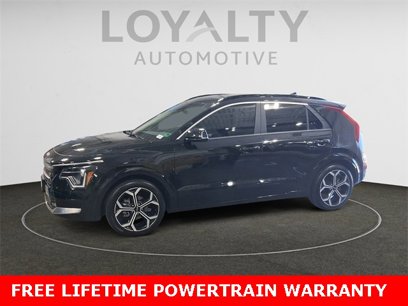 Used 2024 Kia Niro EX Touring